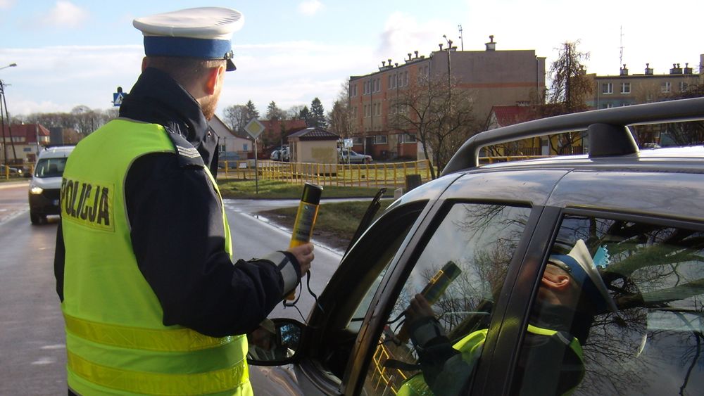 policja, alkomat, kpp pisz